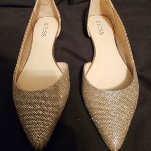 Guess flats